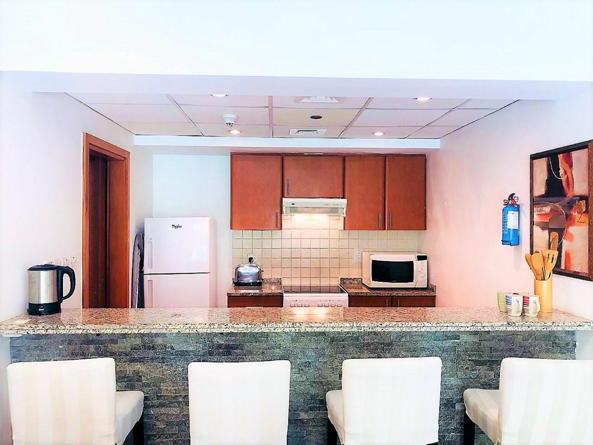1 Bedroom Greens Apartment *